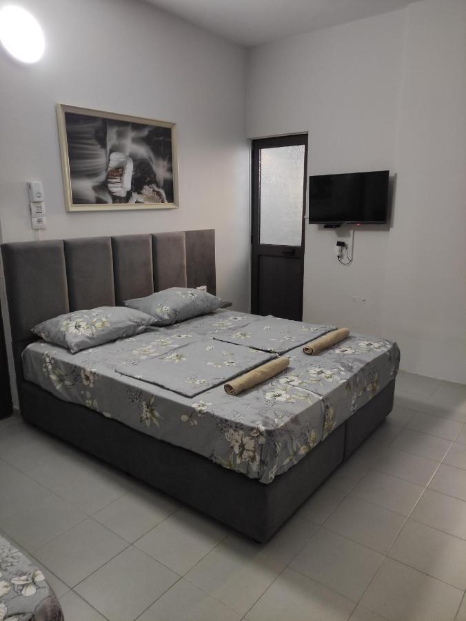 Klea Rooms Velipoje Exterior photo